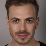 آدم يلماز