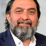 أحمد ينيلمز