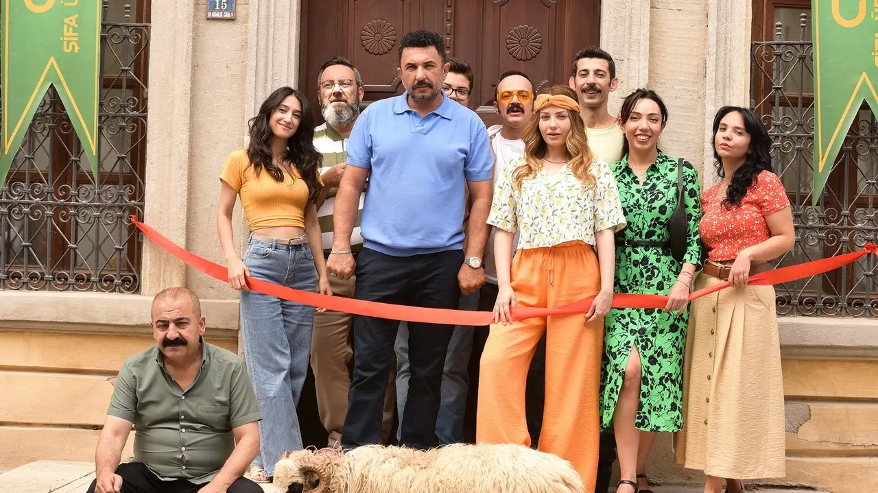 صورة الغلاف العريضة لفيلم فريق ج 2 (C Takımı 2)
