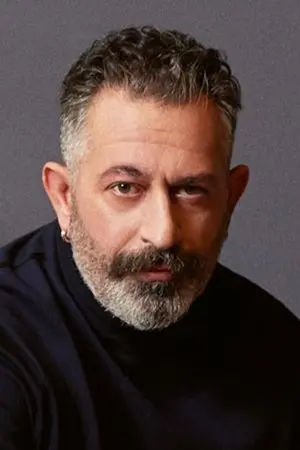 الممثل جيم يلماز