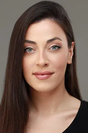 الممثلة ديلارا بويوكبايراكتار
