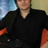 فاتح أوستا