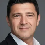 هاكان أورال