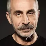 رضا أكين