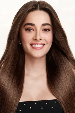 الممثلة سيماي بارلاس