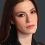 يسرا غييك